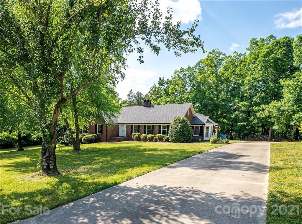 Listing 807 Lafayette Dr, Albemarle NC 28001